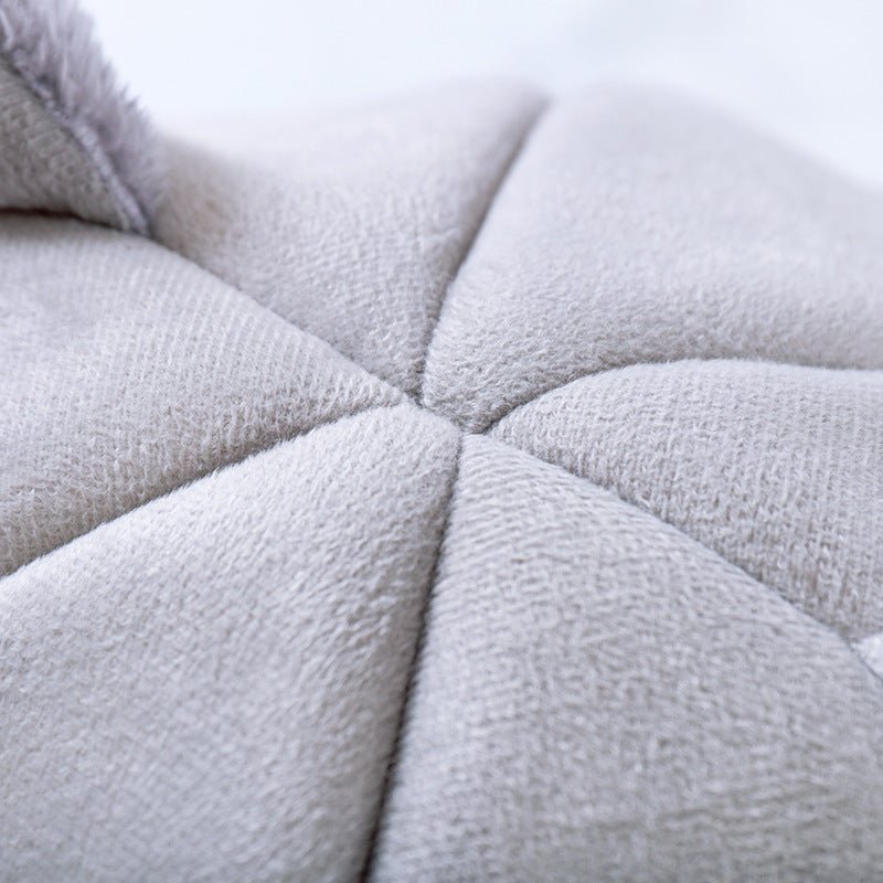 🐾 FluffyNest™ Semi-Enclosed Pet Bed